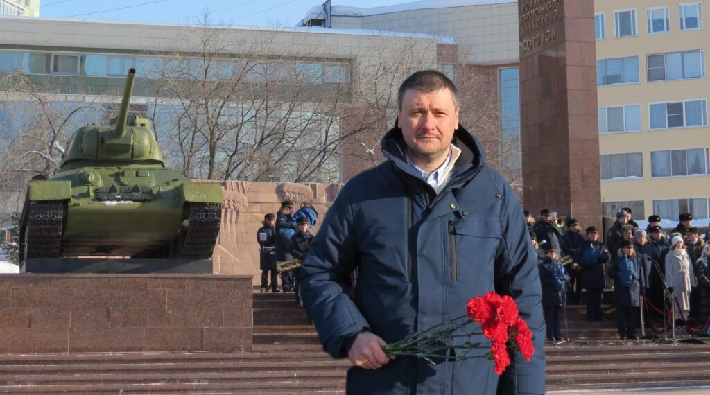 РУКОВОДИТЕЛЬ ПЕРМСКОГО ЦСМ ПОЧТИЛ ПАМЯТЬ ГЕРОЕВ В ДЕНЬ ЗАЩИТНИКА ОТЕЧЕСТВА